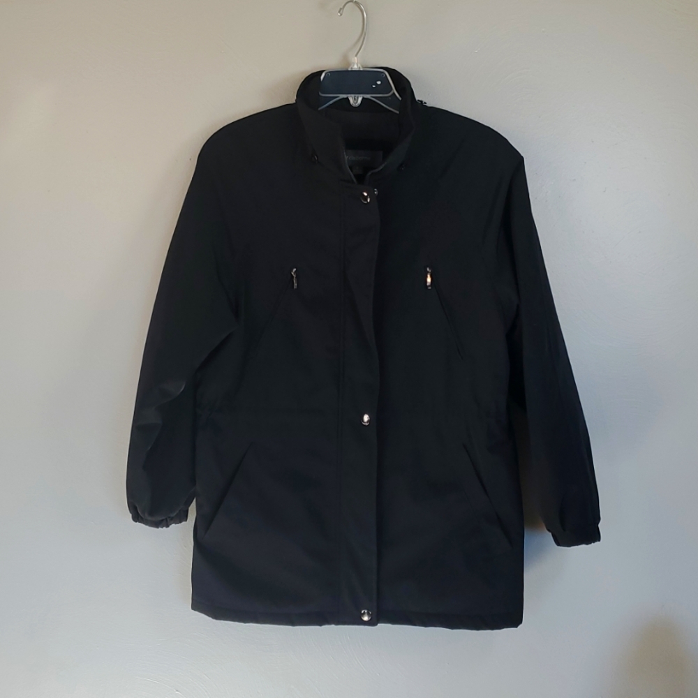Liz Claiborne women's black, zip/button up coat w/pockets. Small